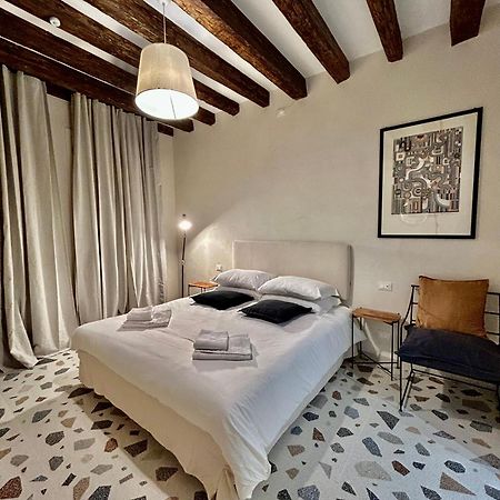 Farini Suites Wi-Fi Венеция Екстериор снимка