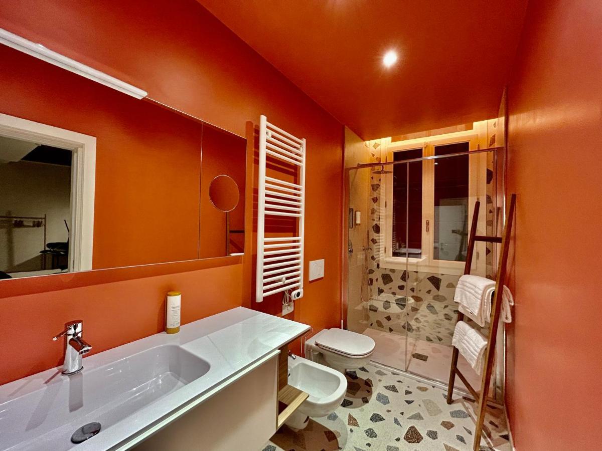 Farini Suites Wi-Fi Венеция Екстериор снимка