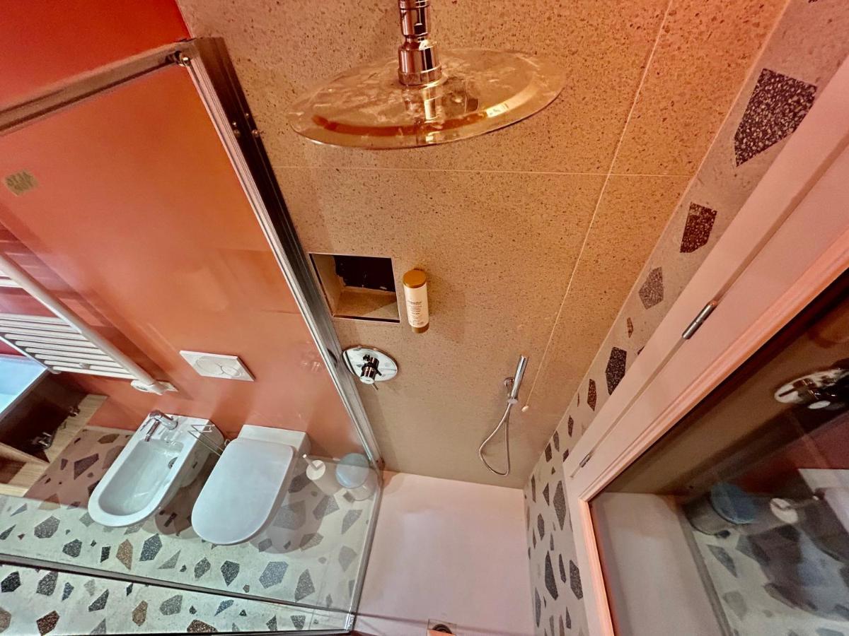 Farini Suites Wi-Fi Венеция Екстериор снимка