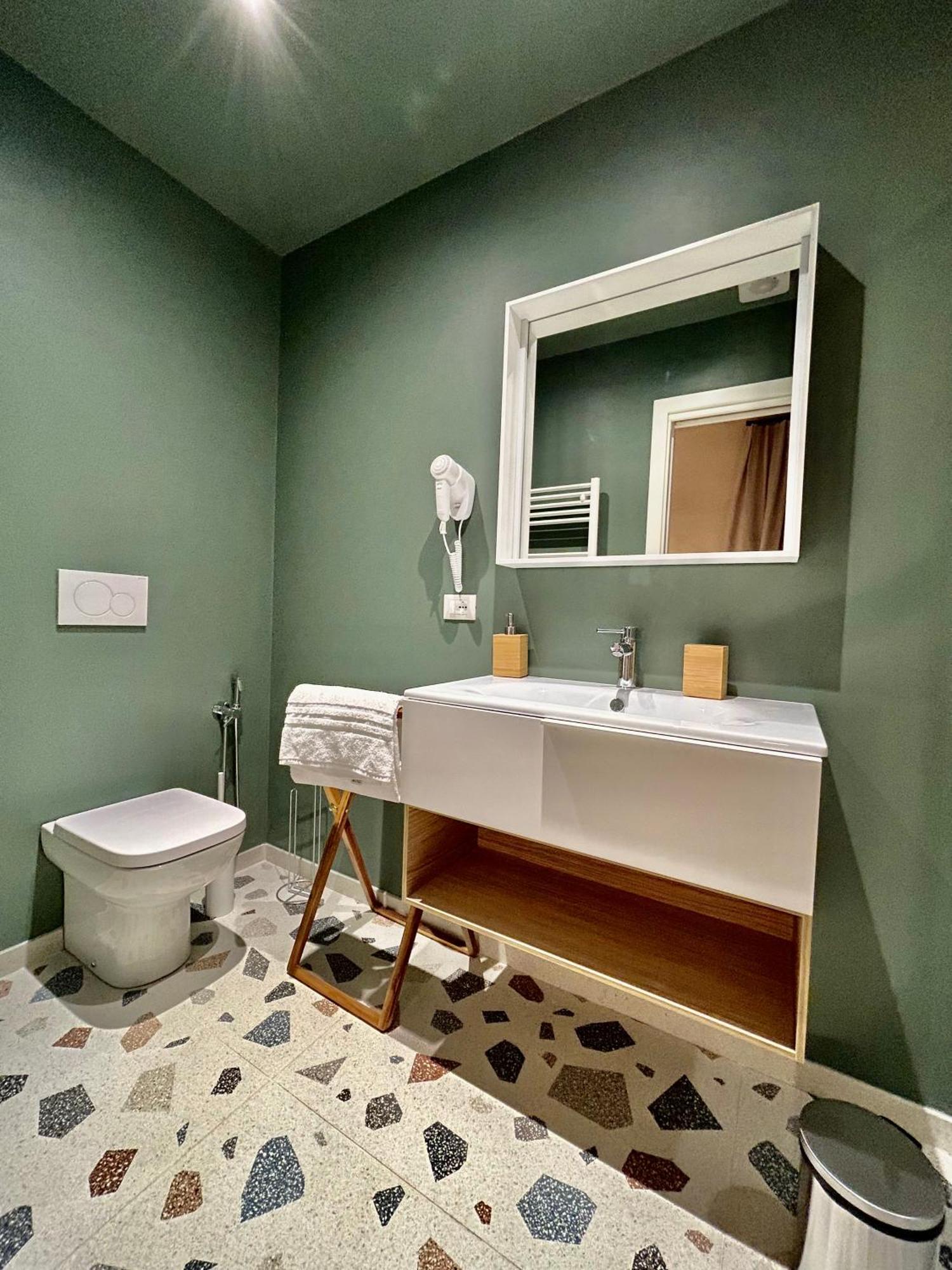 Farini Suites Wi-Fi Венеция Екстериор снимка