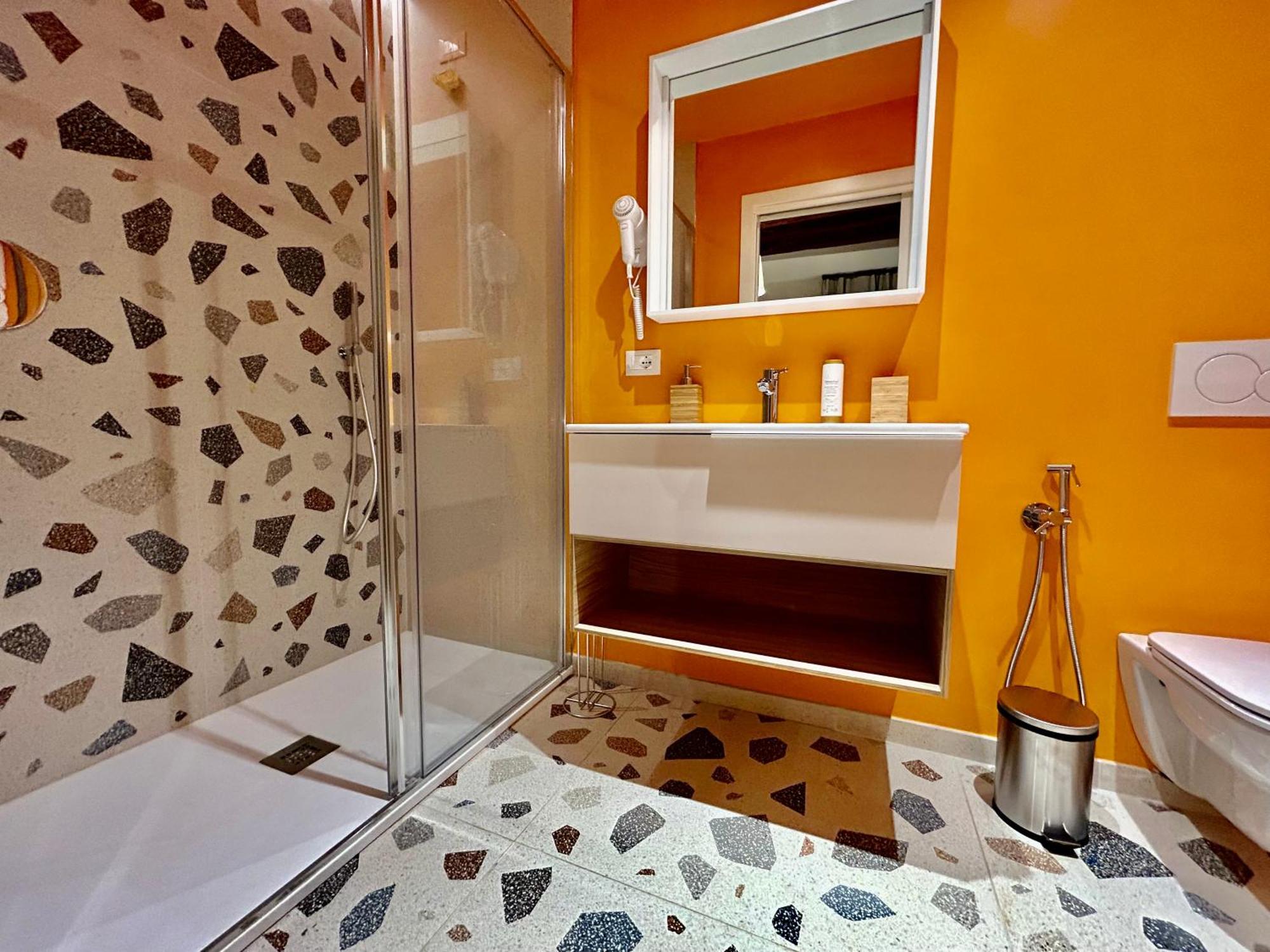 Farini Suites Wi-Fi Венеция Екстериор снимка